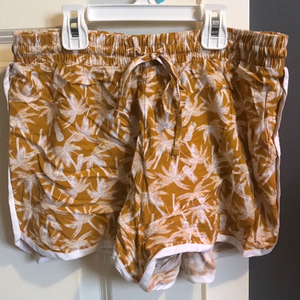 Palm tree printed yellow lounge shorts